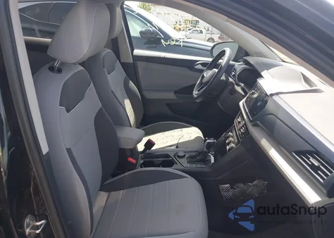 2024 Volkswagen Taos 1.5T Se z USA, uszkodzony, nr VIN 3VVUX7B20RM023004